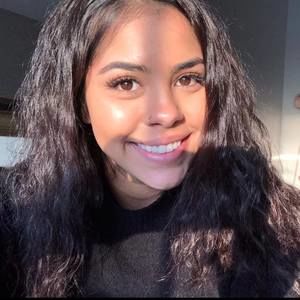 Meet your Posher, Arianna